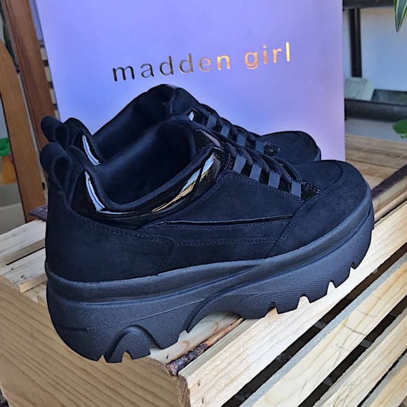madden girl bounce sneakers